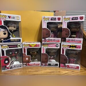 Funko Pops Chocolate & Marvel